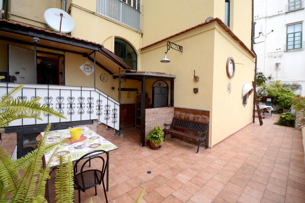 L'Homme Tranquille Appartement Salerno Buitenkant foto